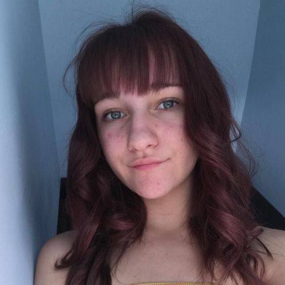 Meet your Posher, Bethany - Picture 1 of 1